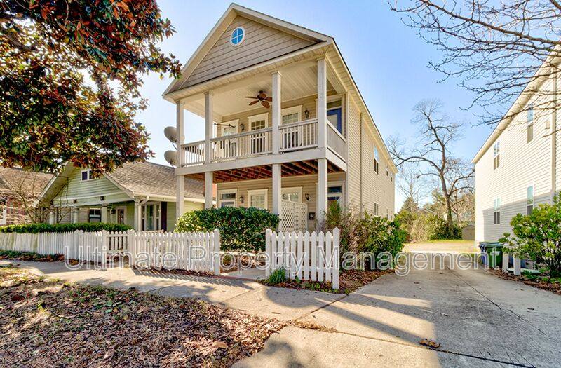 Apartment for rent at 618 S 3rd St #2, Wilmington, NC 28401