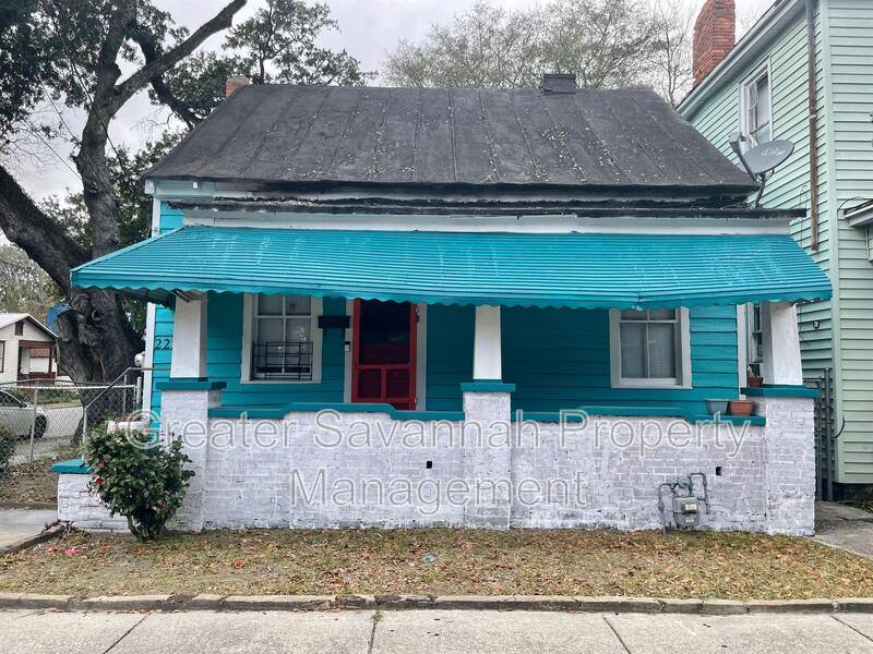 House for rent at 2221 Harden St, Savannah, GA 31415