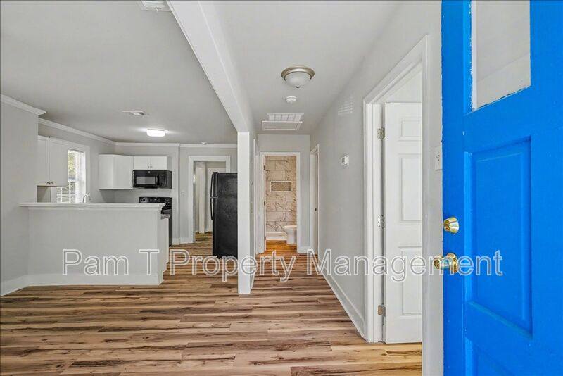 House for rent at 628 W 48th St, Savannah, GA 31401