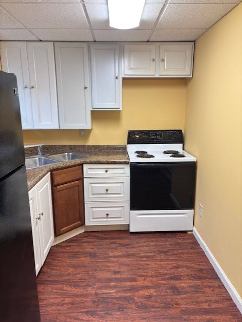 Apartment for rent at 812 Indiana Ave, Glassport, PA 15045