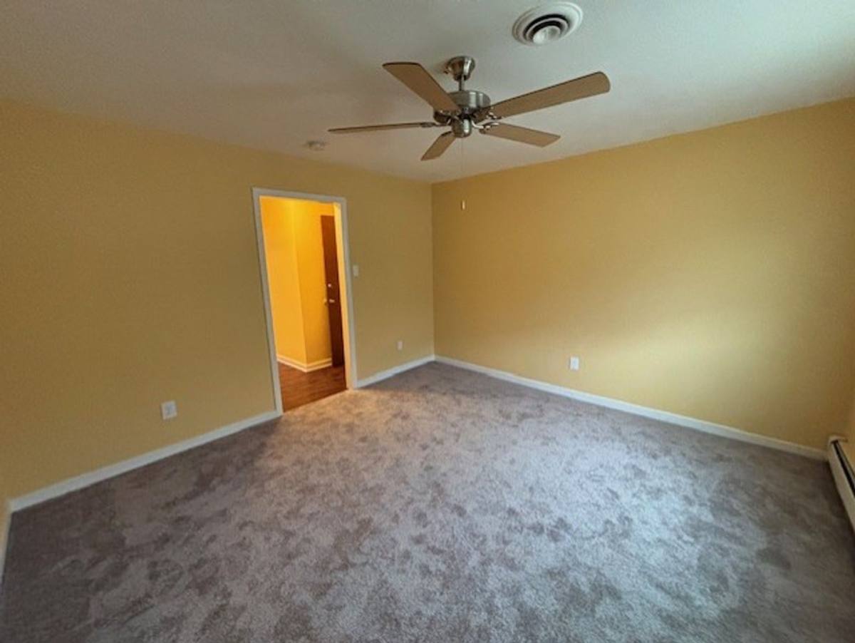 Apartment for rent at 812 Indiana Ave, Glassport, PA 15045