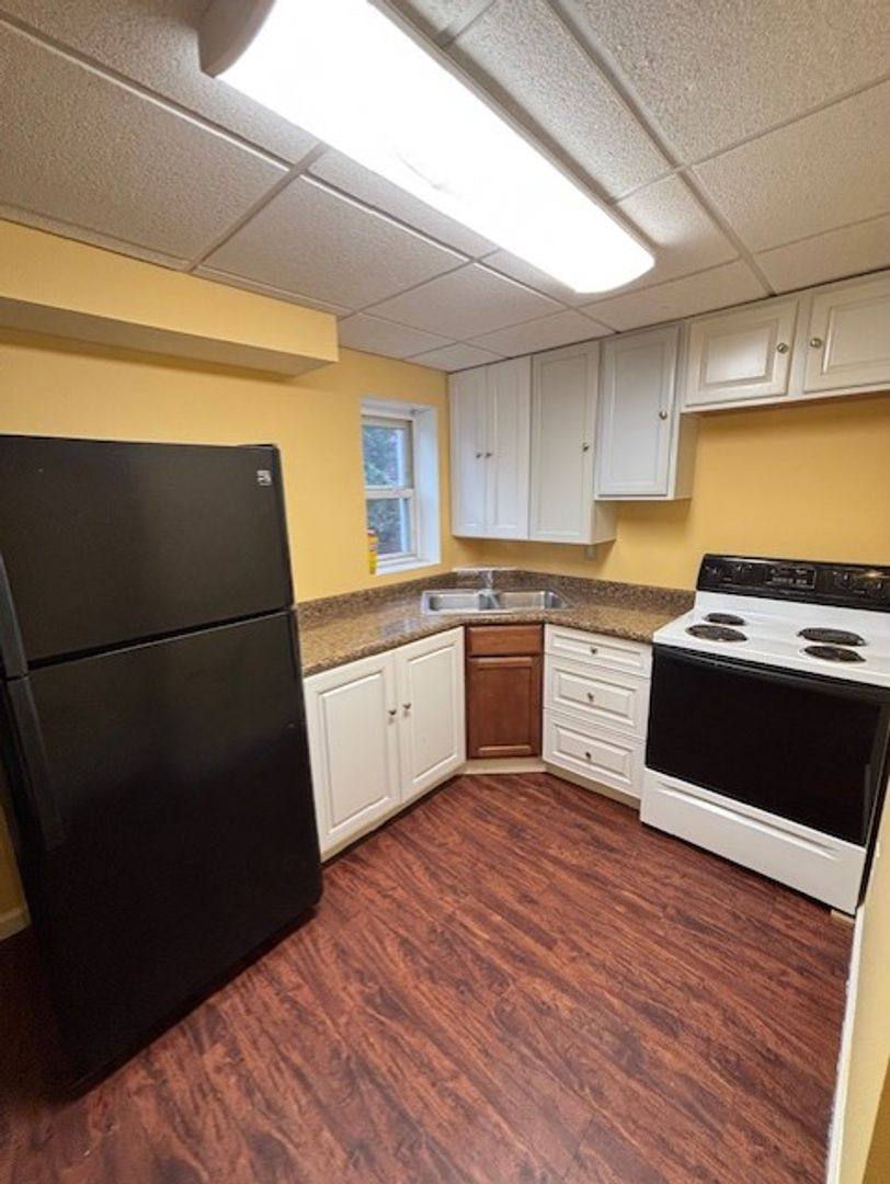 Apartment for rent at 812 Indiana Ave, Glassport, PA 15045