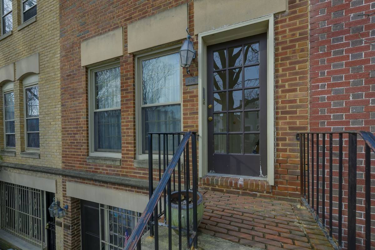 Condo for rent at 226 3rd St NE, Washington, DC 20002