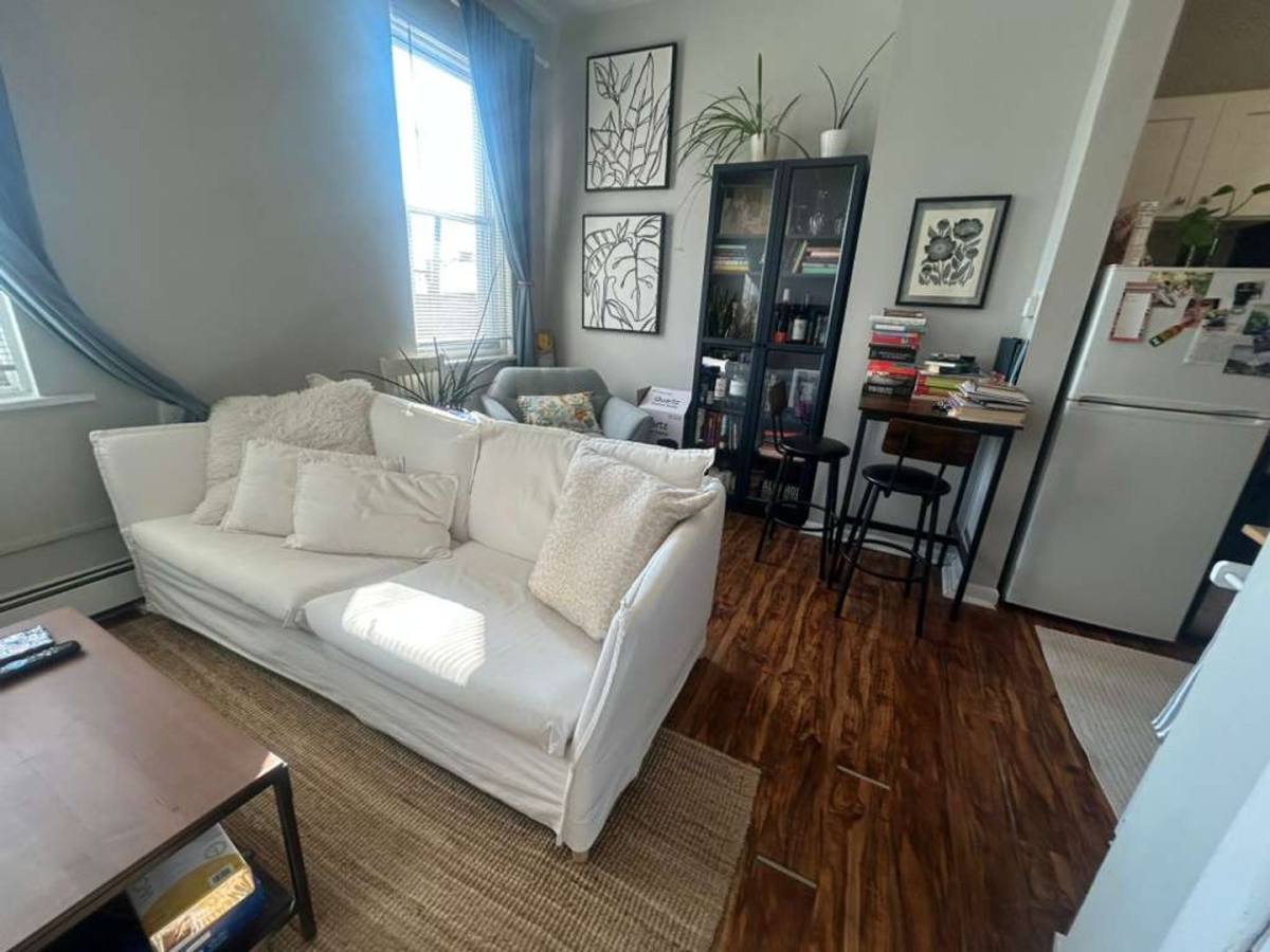 Apartment for rent at 3509-15 Indian Queen Lane, Philadelphia, PA 19129