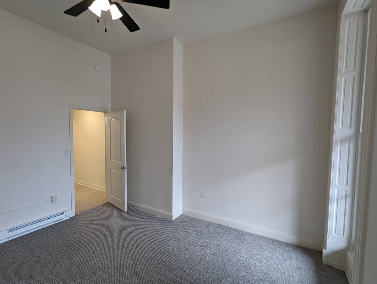 Apartment for rent at 1814 Eutaw Place #200, Baltimore, MD 21217