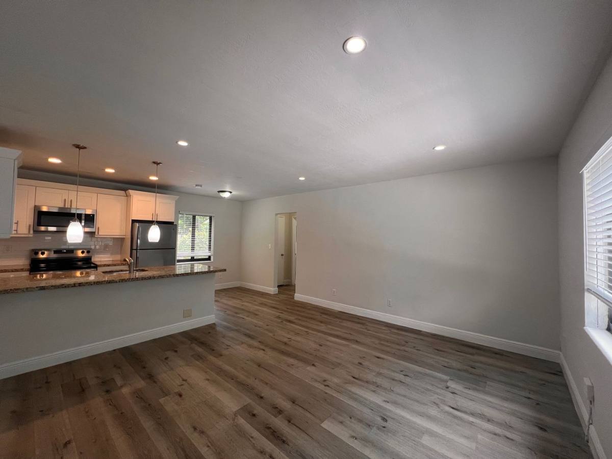 Apartment for rent at 3201 Aviation Ave, Miami, FL 33133