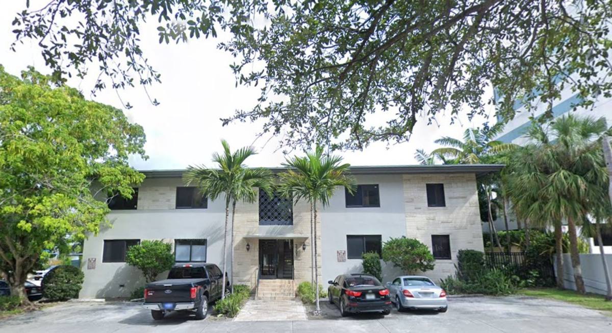 Apartment for rent at 3201 Aviation Ave, Miami, FL 33133