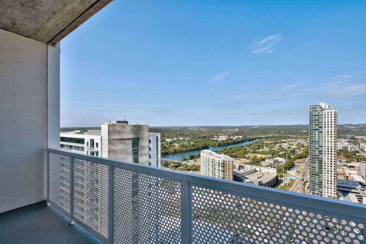 Apartment for rent at 301 W Ave #3108, Austin, TX 78701