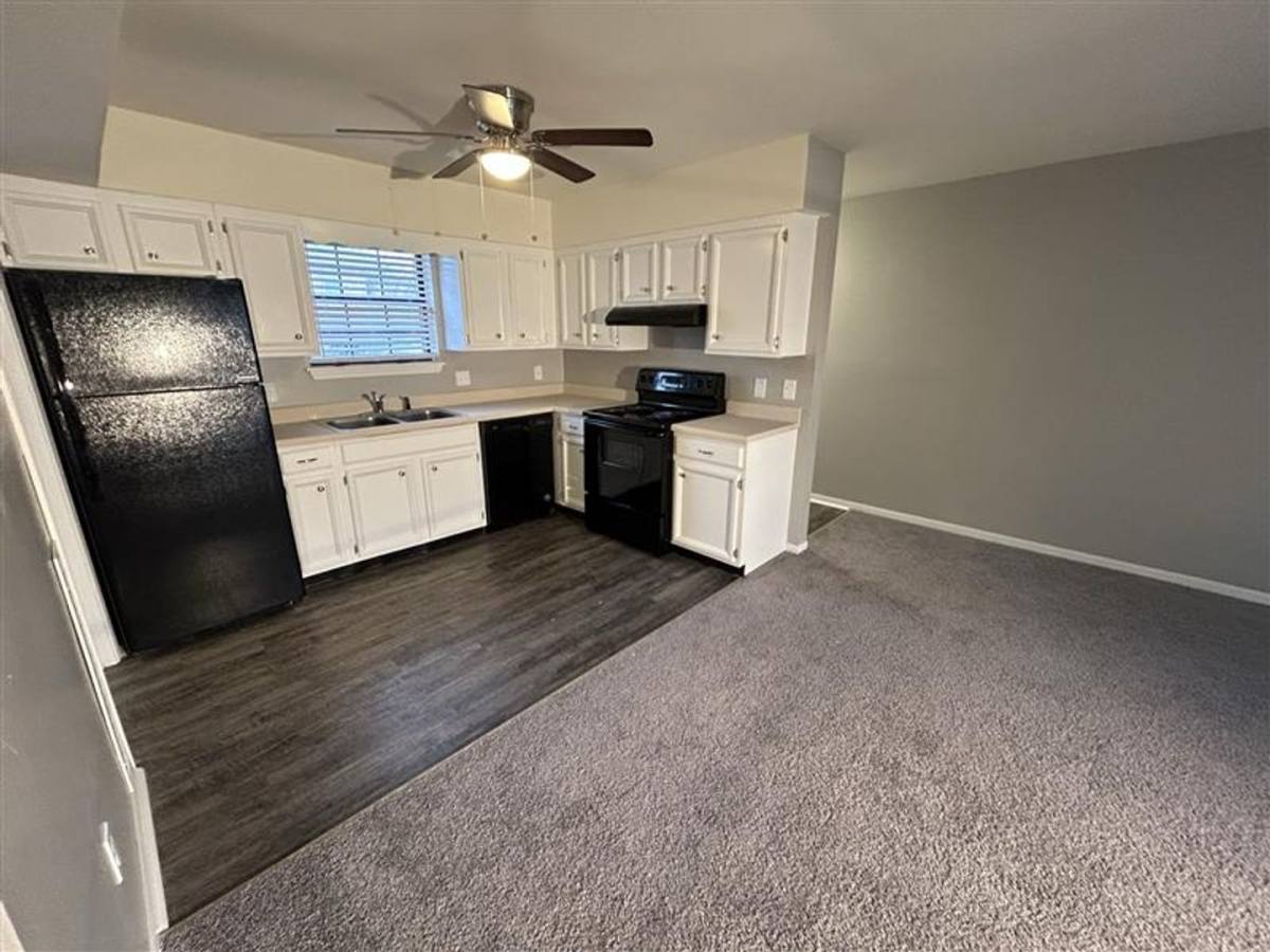 Apartment for rent at 1901 E Walnut St, Columbia, MO 65201