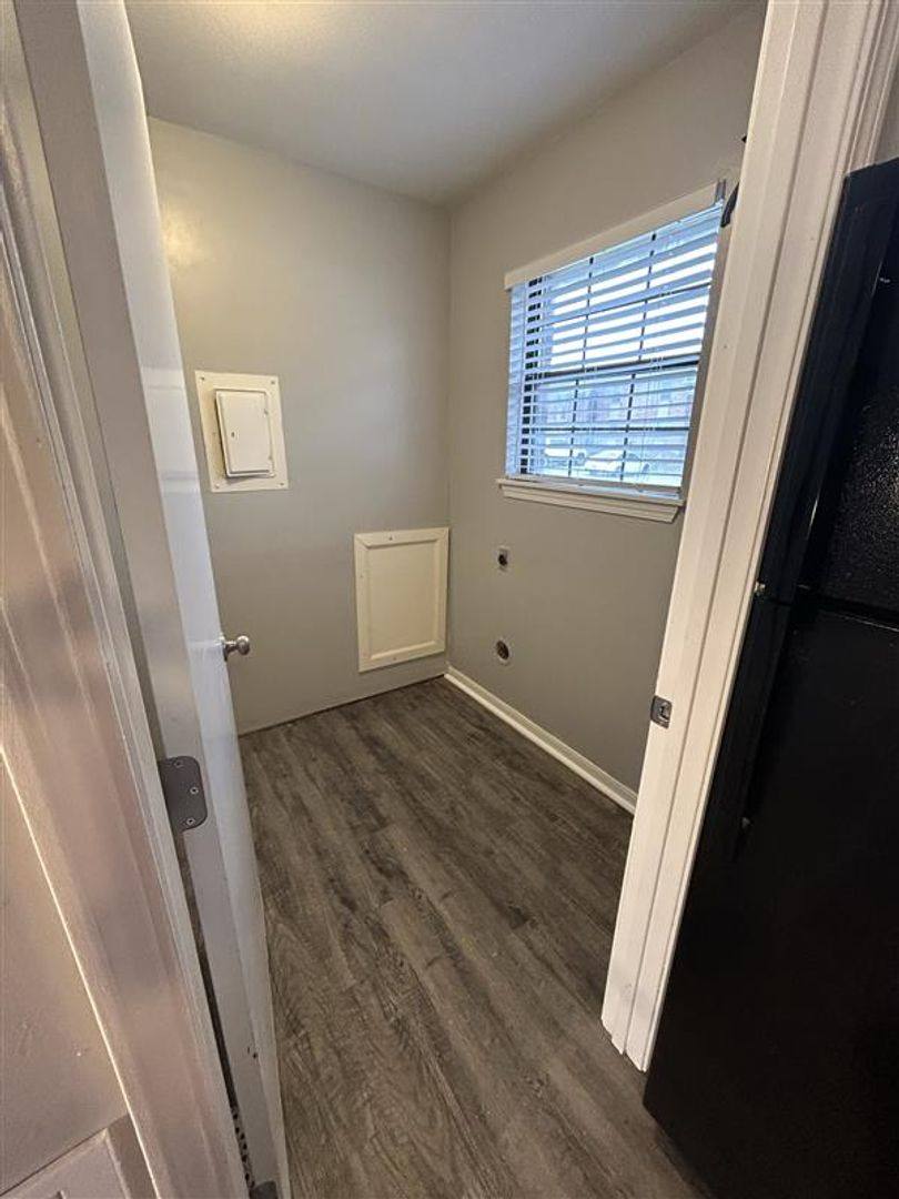 Apartment for rent at 1901 E Walnut St, Columbia, MO 65201