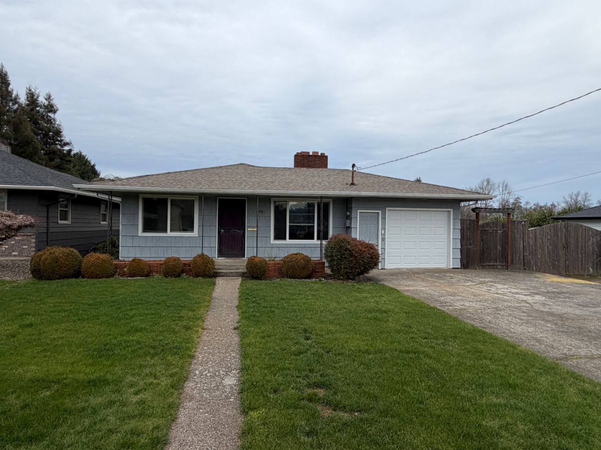 House for rent at 696 SE Miller Ave, Dallas, OR 97338