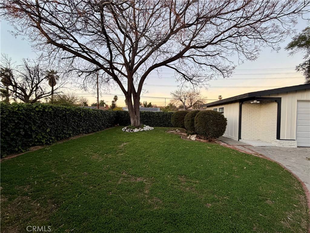 Apartment for rent at 8666 Keokuk Ave, Winnetka, CA 91306