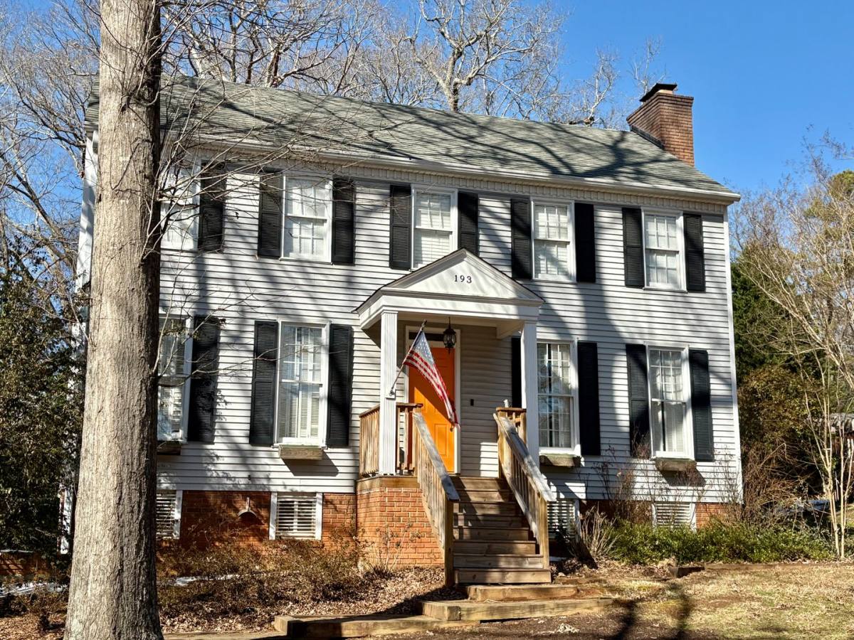 House for rent at 193 Heather Dr, Central, SC 29630