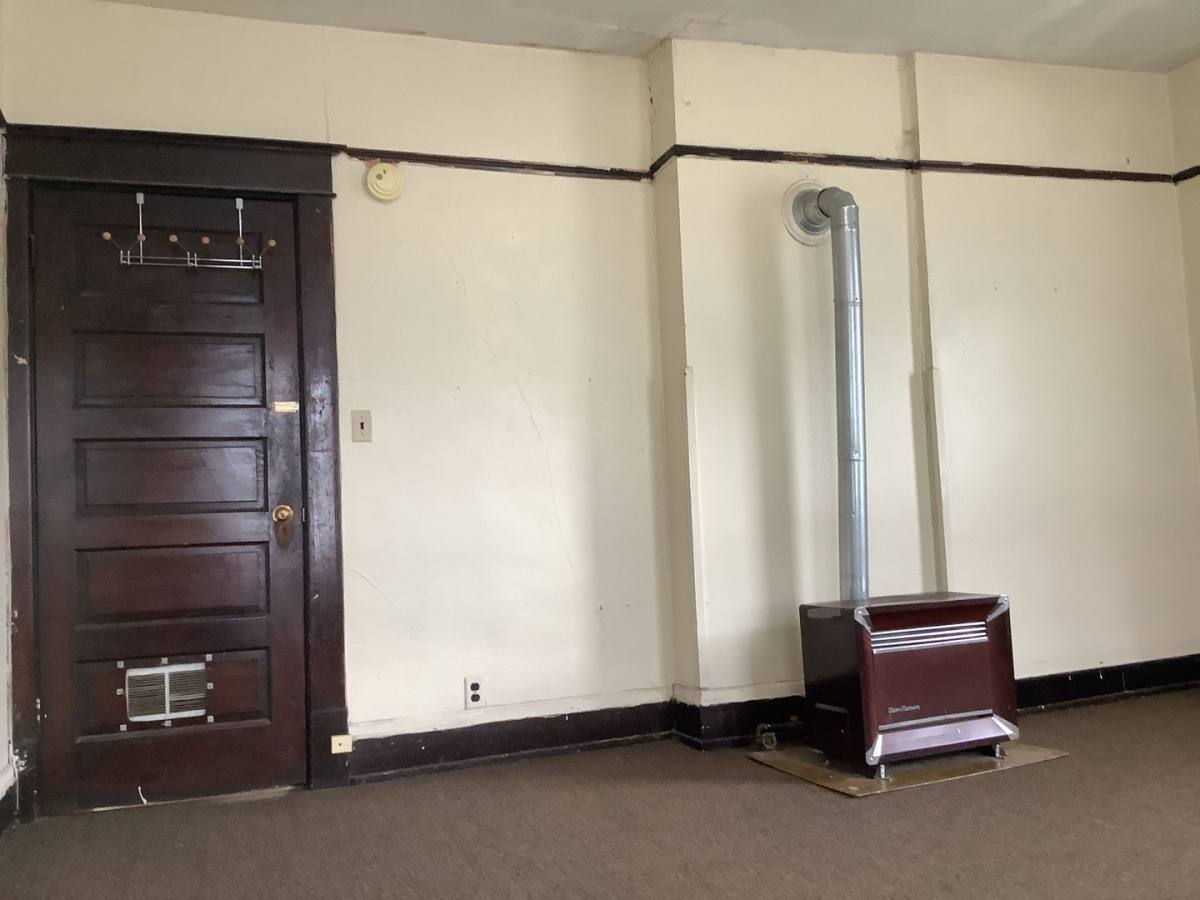 Apartment for rent at 501 - 503 McLane Ave, Morgantown, WV 26505