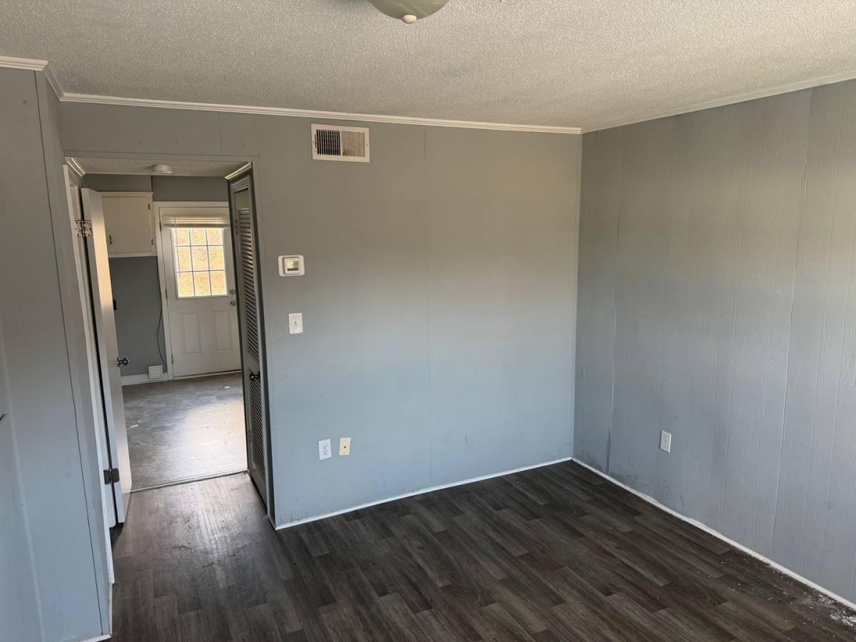 Apartment for rent at 1305 White St, Lexington, NC 27292