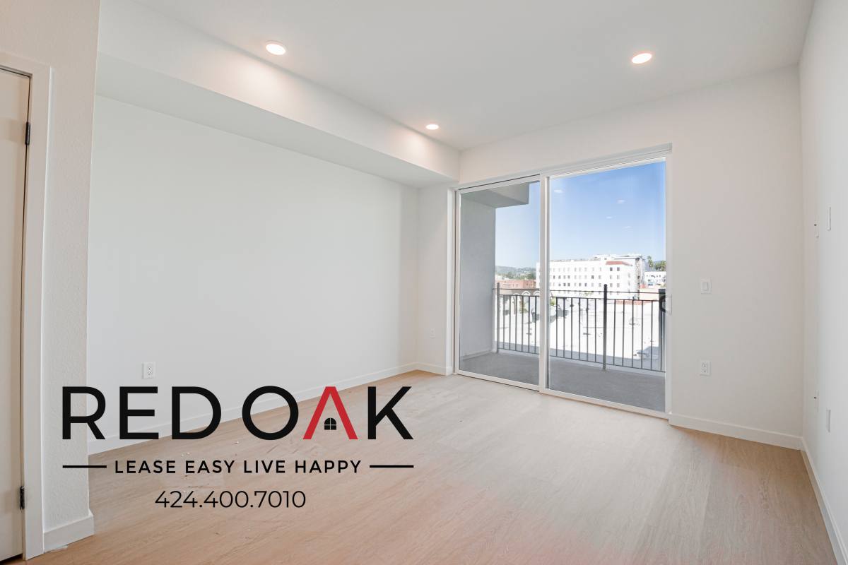 Condo for rent at 856 S Gramercy Dr #503, Los Angeles, CA 90005