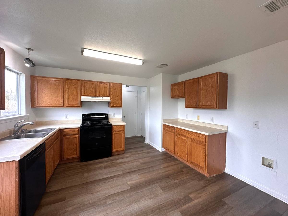 House for rent at 722 Lavaca Loop, Elgin, TX 78621