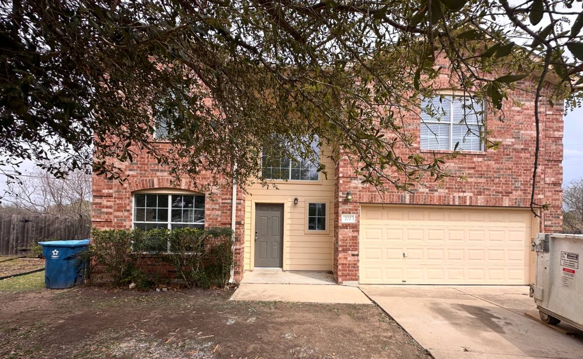 House for rent at 722 Lavaca Loop, Elgin, TX 78621