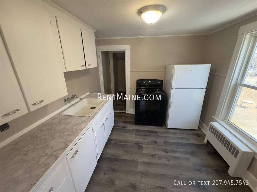 Apartment for rent at 145 Essex St #B, Bangor, ME 04401