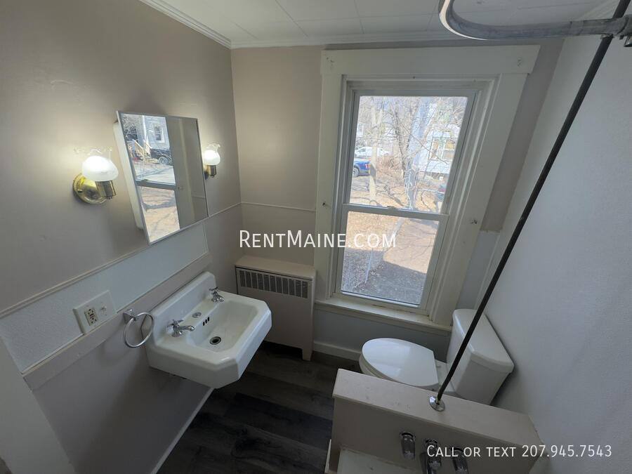 Apartment for rent at 145 Essex St #B, Bangor, ME 04401