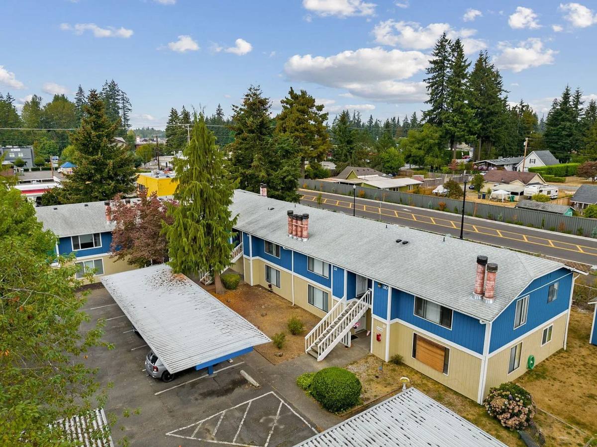 Apartment for rent at 17313 Smokey Point Blvd, Arlington, WA 98223