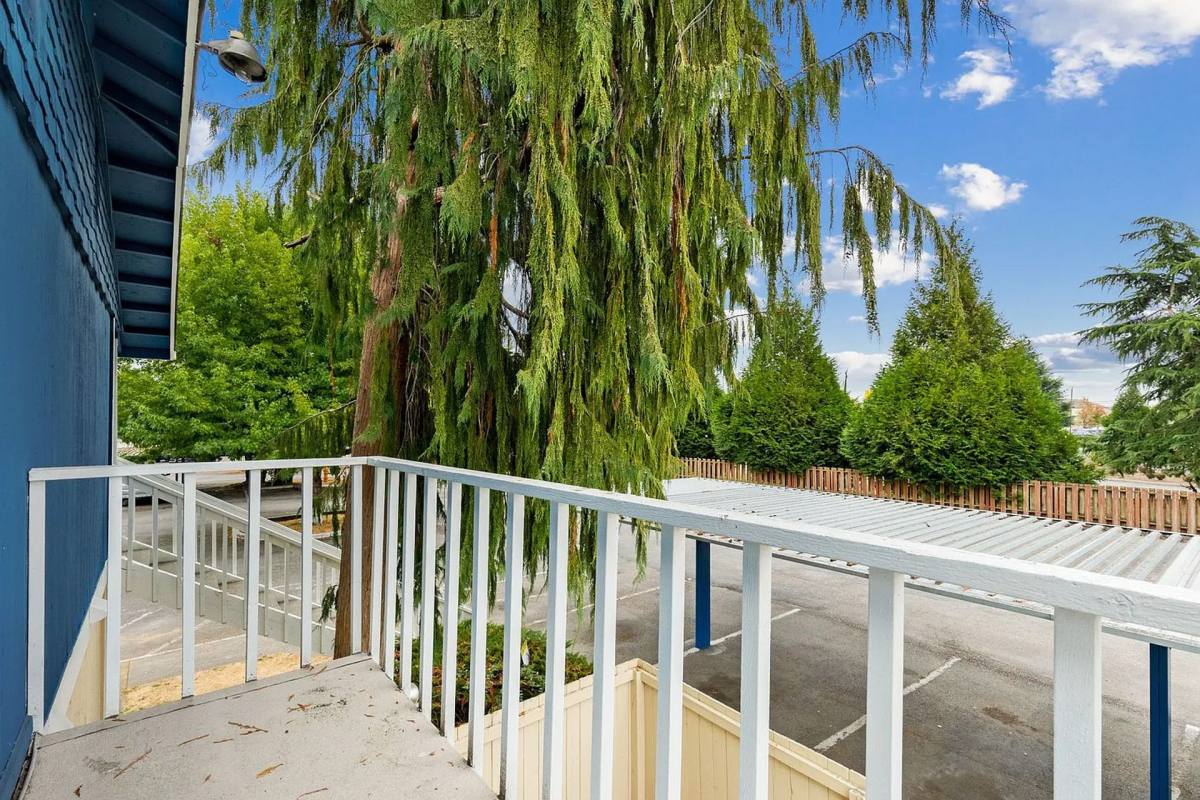 Apartment for rent at 17313 Smokey Point Blvd, Arlington, WA 98223