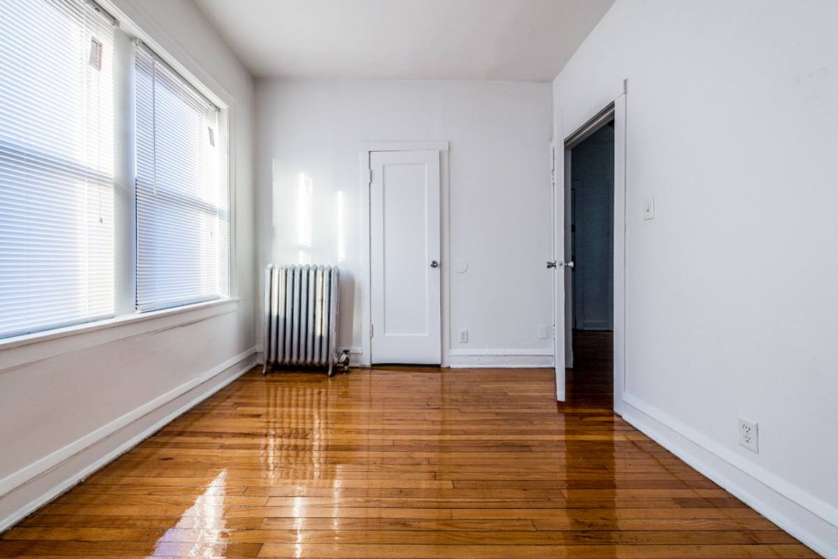Apartment for rent at 7110-18 S Ridgeland Ave, Chicago, IL 60649