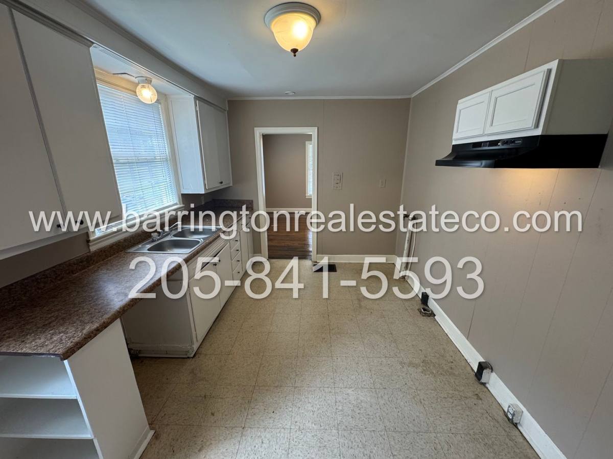 House for rent at 915 6th St W, Birmingham, AL 35204