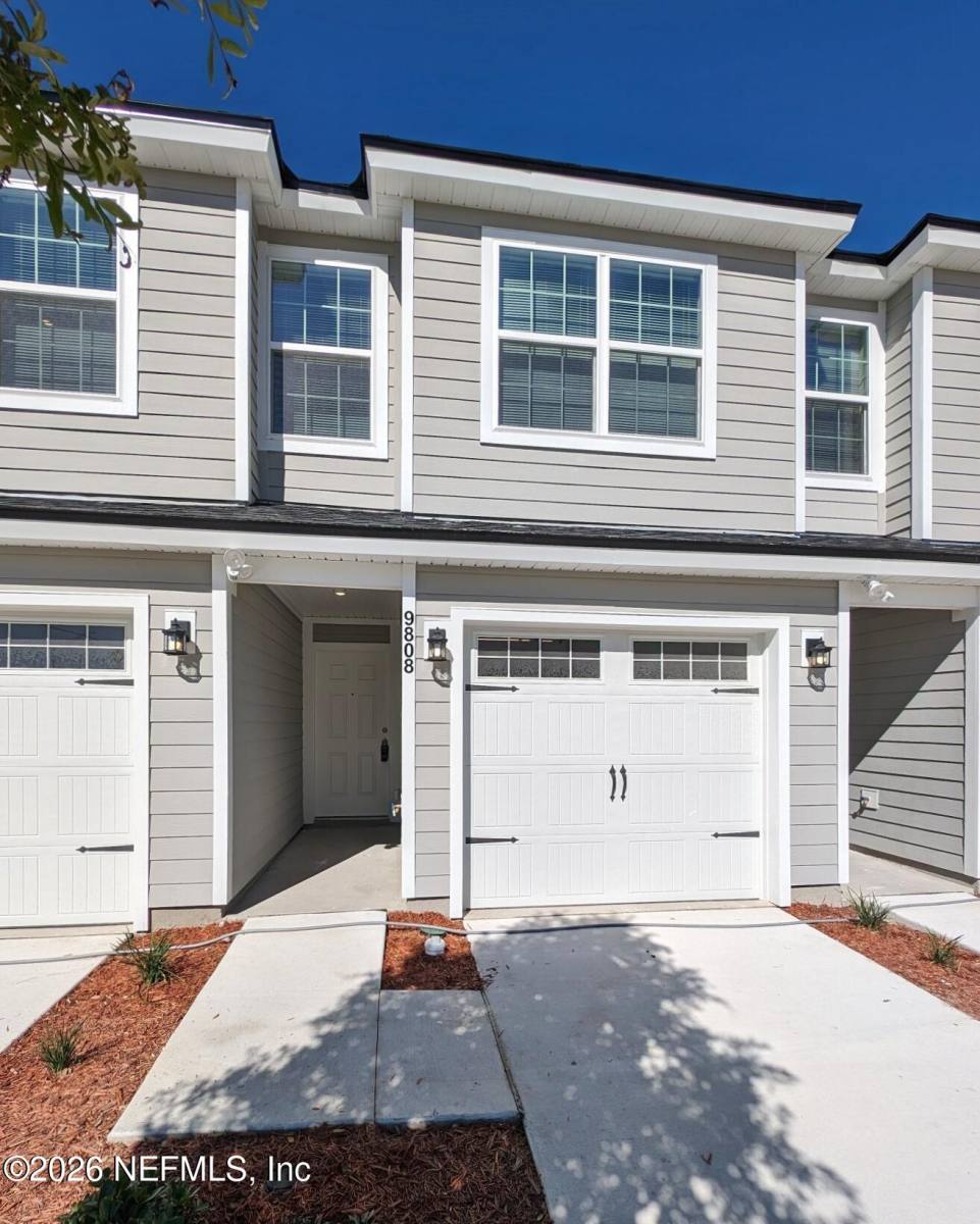 Townhouse for rent at 9808 Morgan Marsh Court, Jacksonville, FL 32218