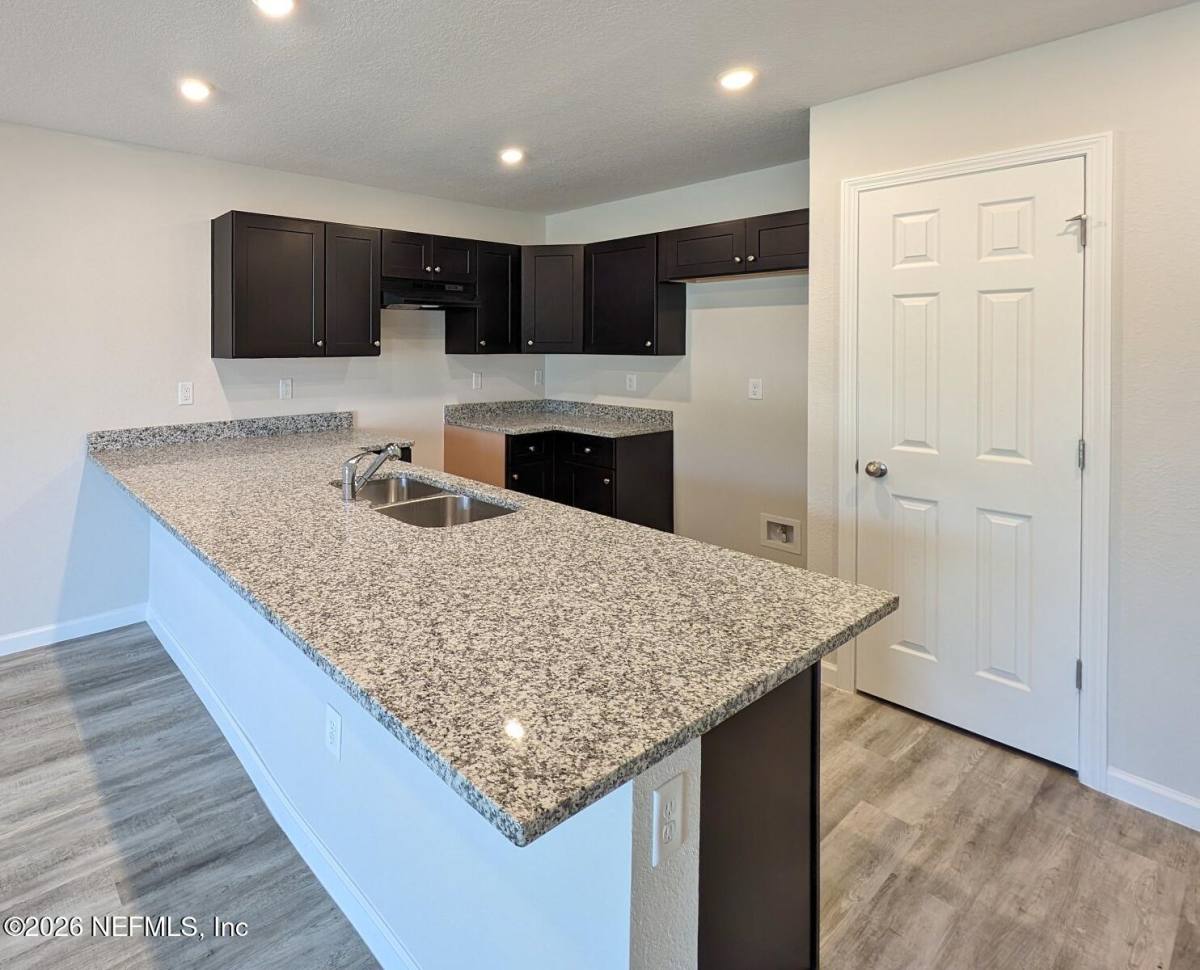 Townhouse for rent at 9808 Morgan Marsh Court, Jacksonville, FL 32218