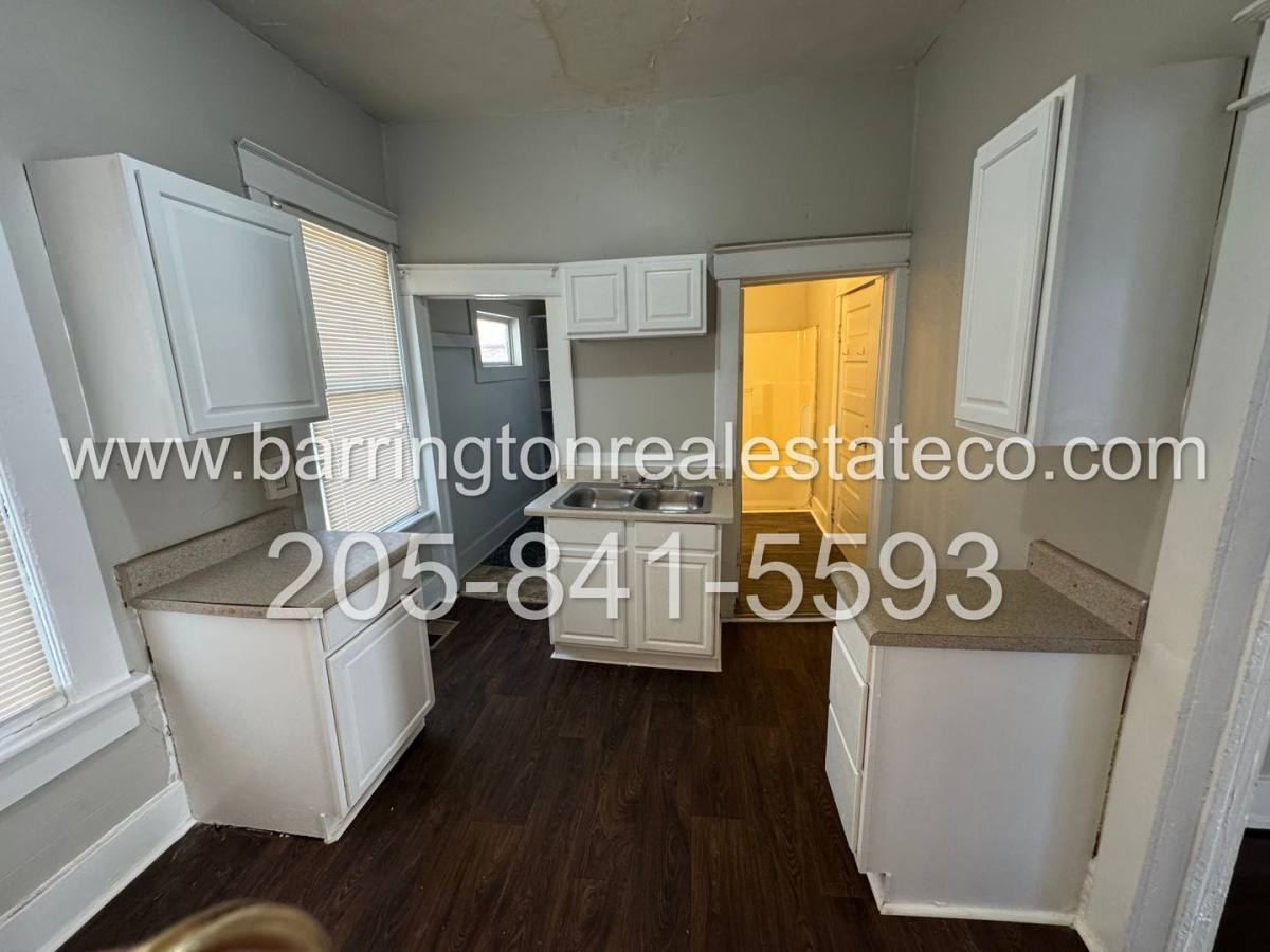 House for rent at 724 4th Court W, Birmingham, AL 35204