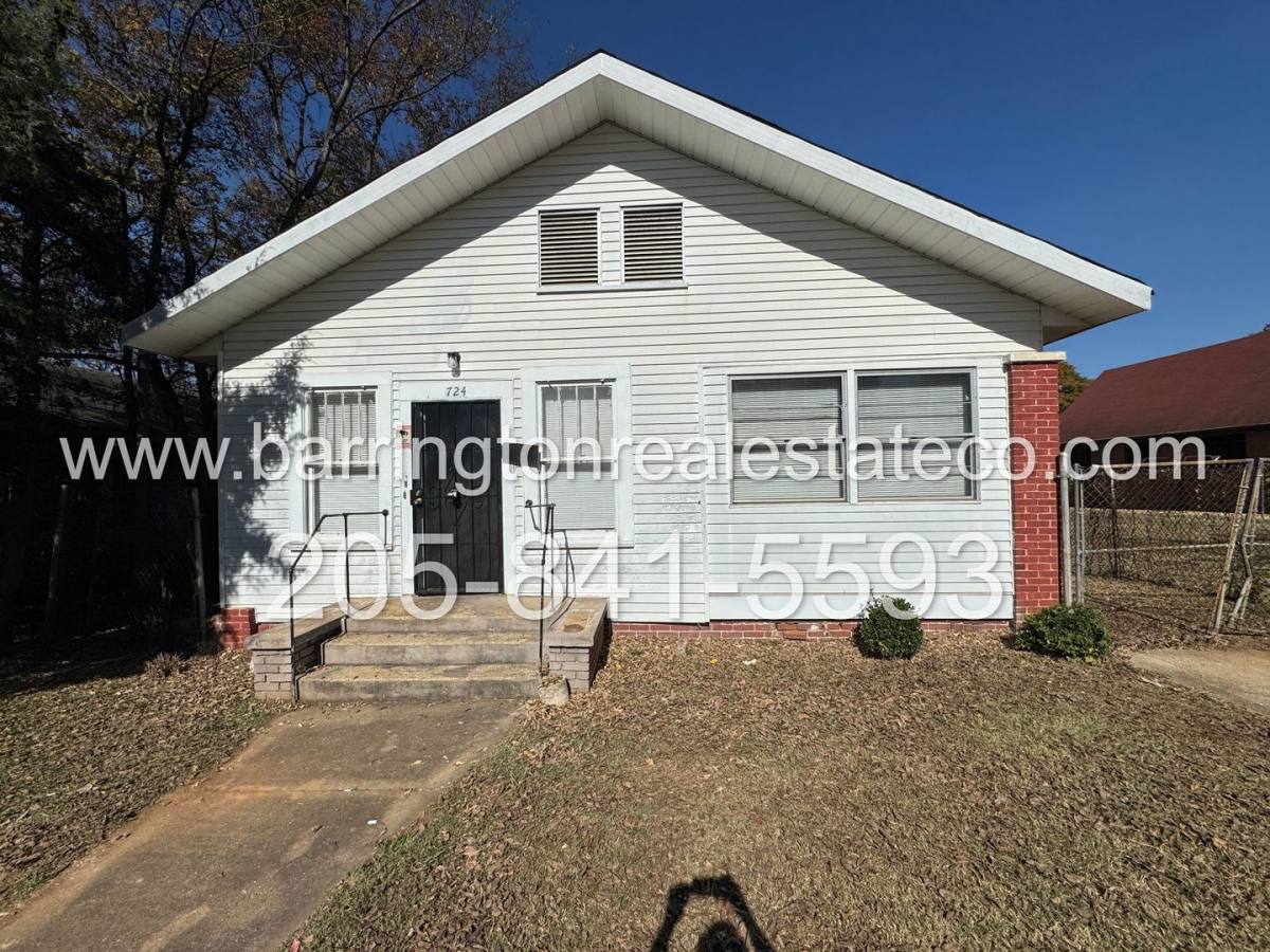 House for rent at 724 4th Court W, Birmingham, AL 35204