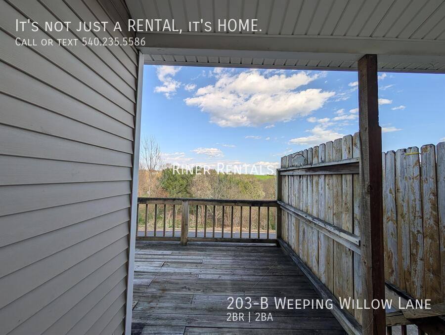 Townhouse for rent at 203-B Weeping Willow Lane, Bridgewater, VA 22812