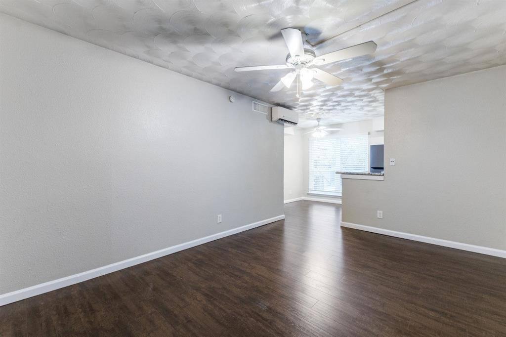 Apartment for rent at 811 Skillman St #105, Dallas, TX 75214