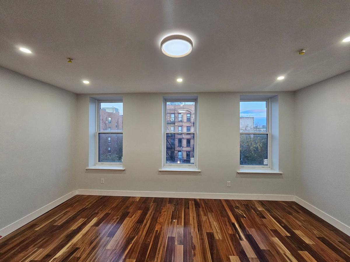 2148 5th Ave, New York, NY 10037 - Apartment for Rent - Image 4