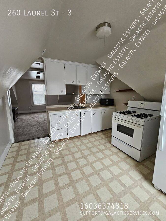 Apartment for rent at 260 Laurel St #3, Manchester, NH 03103