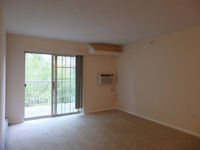 Apartment for rent at 17092 Adelmann St SE, Prior Lake, MN 55372