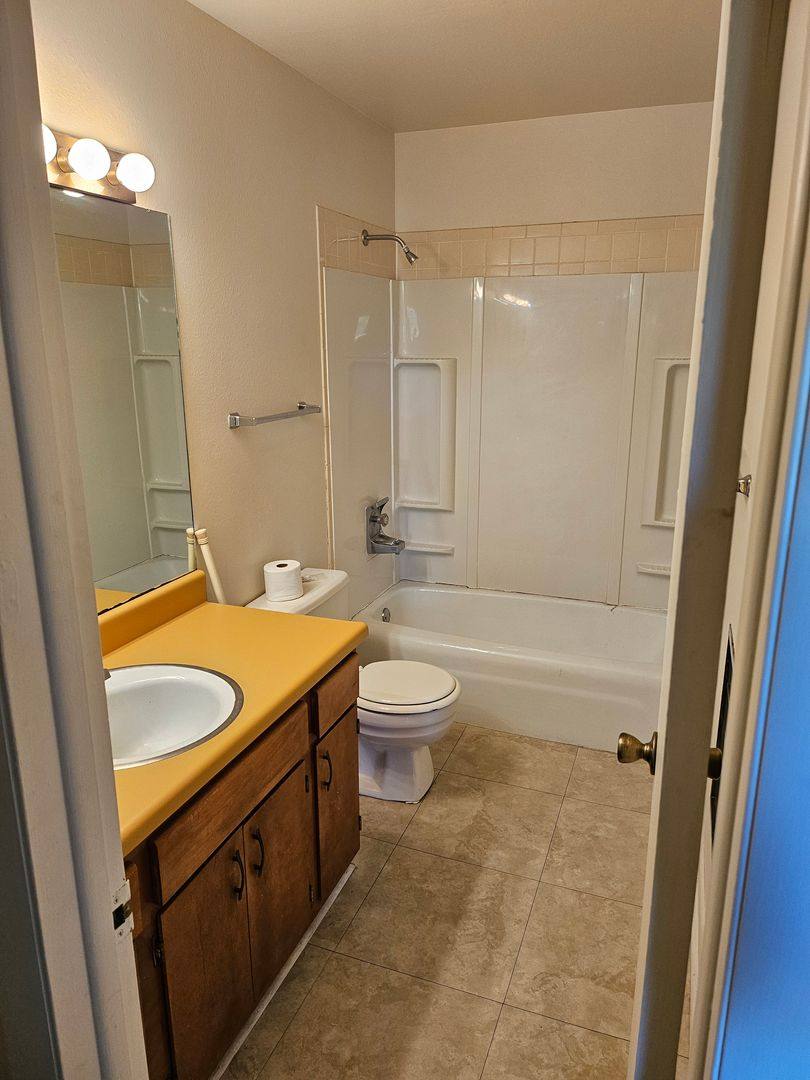 Apartment for rent at 47 Douglas Lane, Pueblo, CO 81001