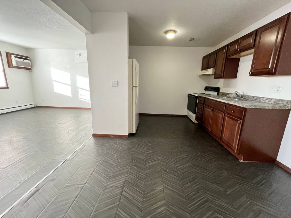 Apartment for rent at 3304 S Kiwanis Ave, Sioux Falls, SD 57105
