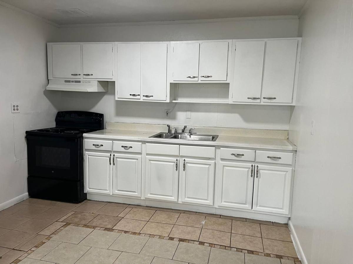 Apartment for rent at 4958 Central Dr, Stone Mountain, GA 30083