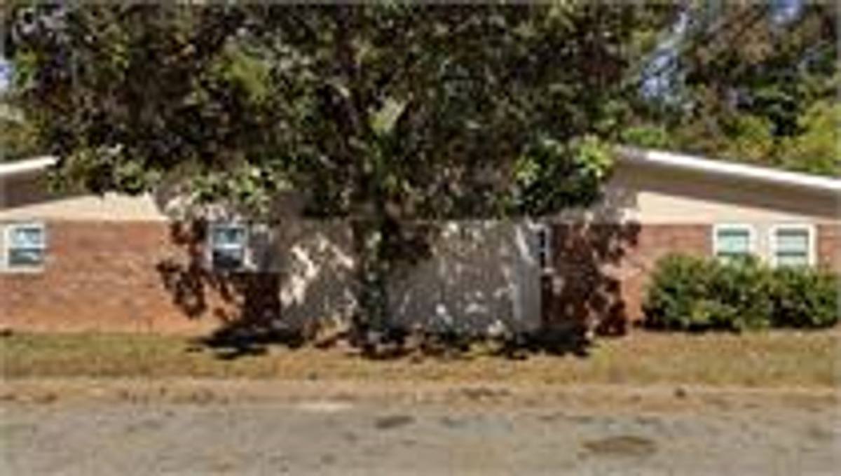 Apartment for rent at 4958 Central Dr, Stone Mountain, GA 30083