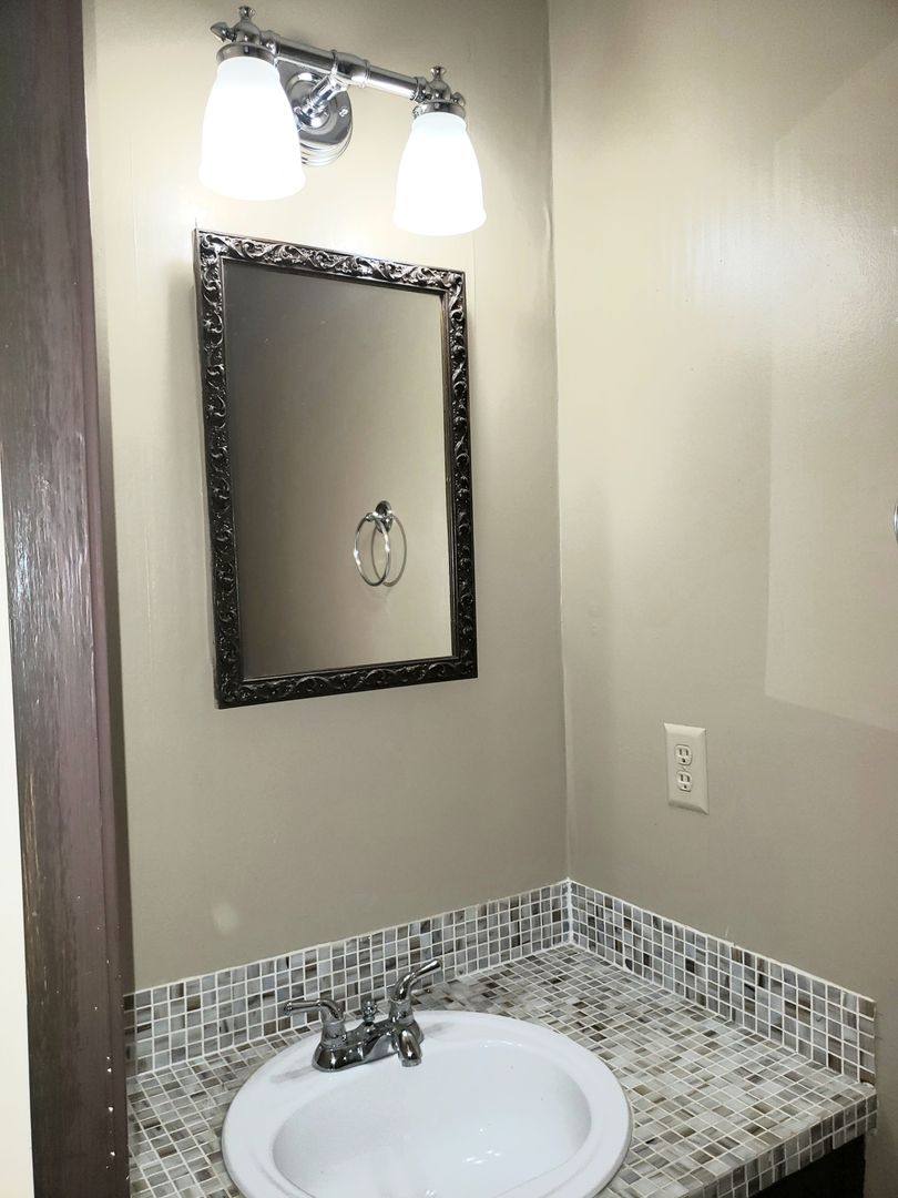 Townhouse for rent at 2140 Rexford Rd, Montgomery, AL 36116