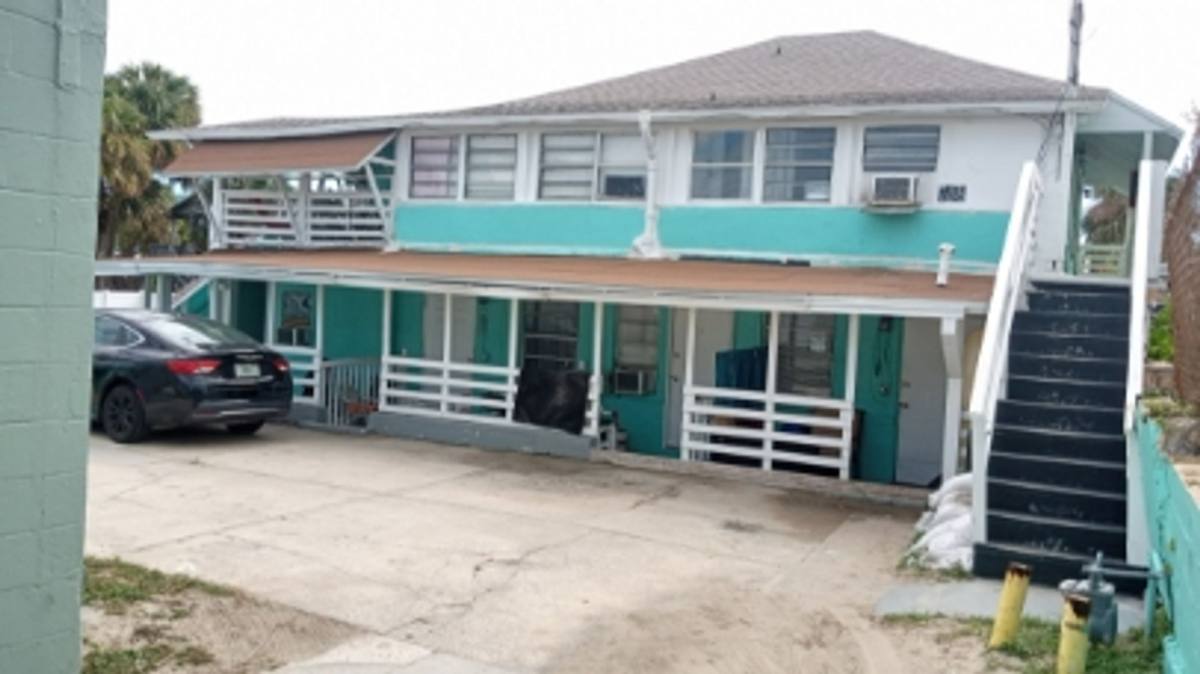 Apartment for rent at 708 E International Speedway Blvd, Daytona Beach, FL 32118