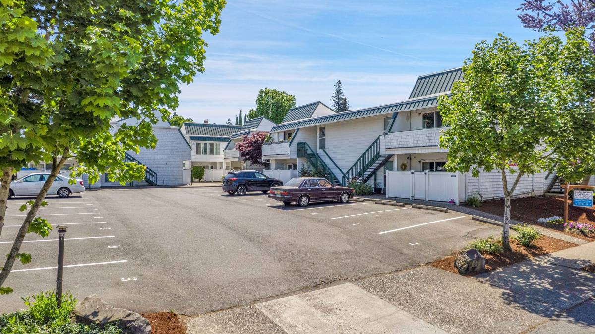 Apartment for rent at 5316 E Burnside St, Portland, OR 97215