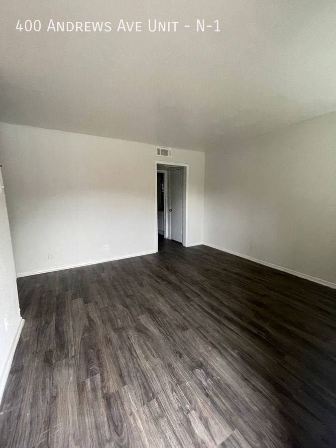 Apartment for rent at 400 Andrews Ave #N-44, Dallas, TX 75211