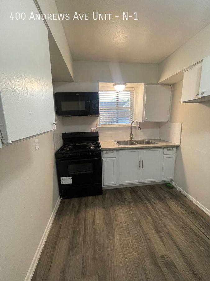 Apartment for rent at 400 Andrews Ave #N-44, Dallas, TX 75211