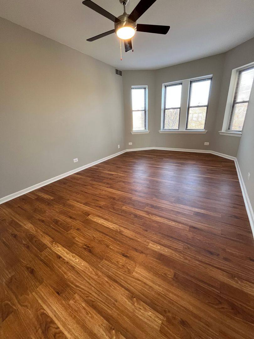 Apartment for rent at 5826 W Washington Blvd, Chicago, IL 60644