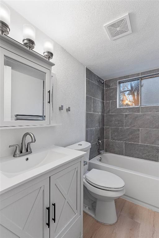 Apartment for rent at 2501 Manor Circle #2501A, Austin, TX 78723