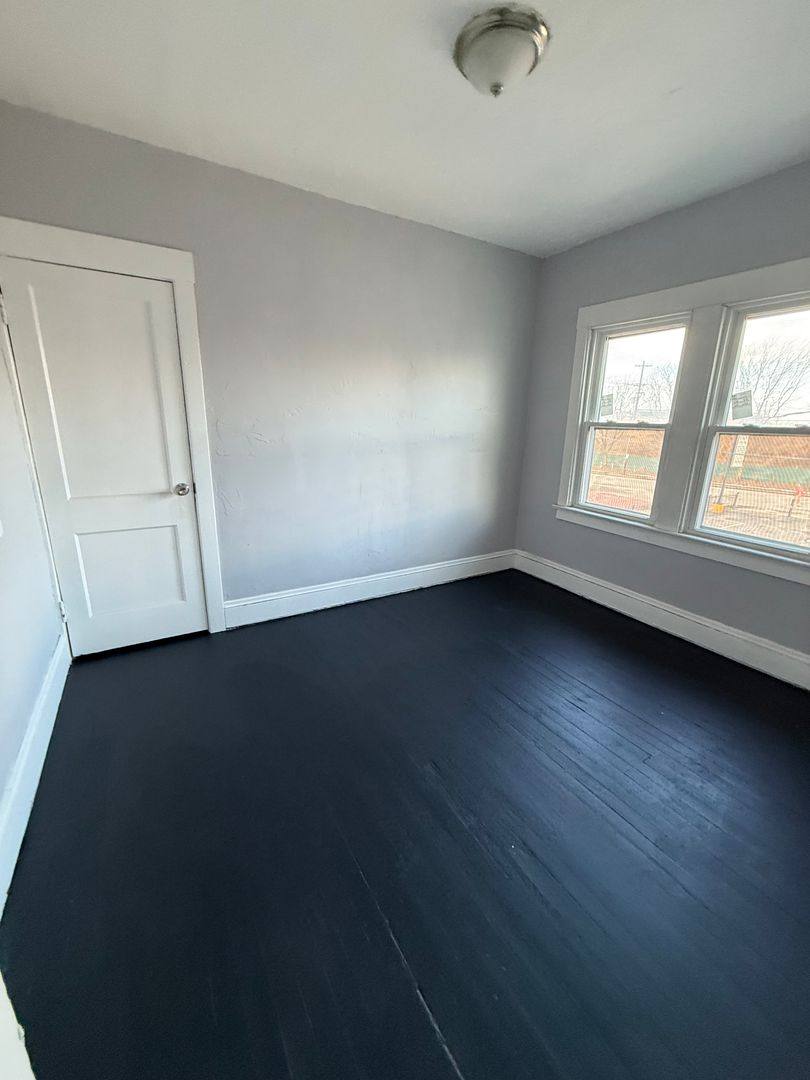 Apartment for rent at 1417 E, Cleveland, OH 44110
