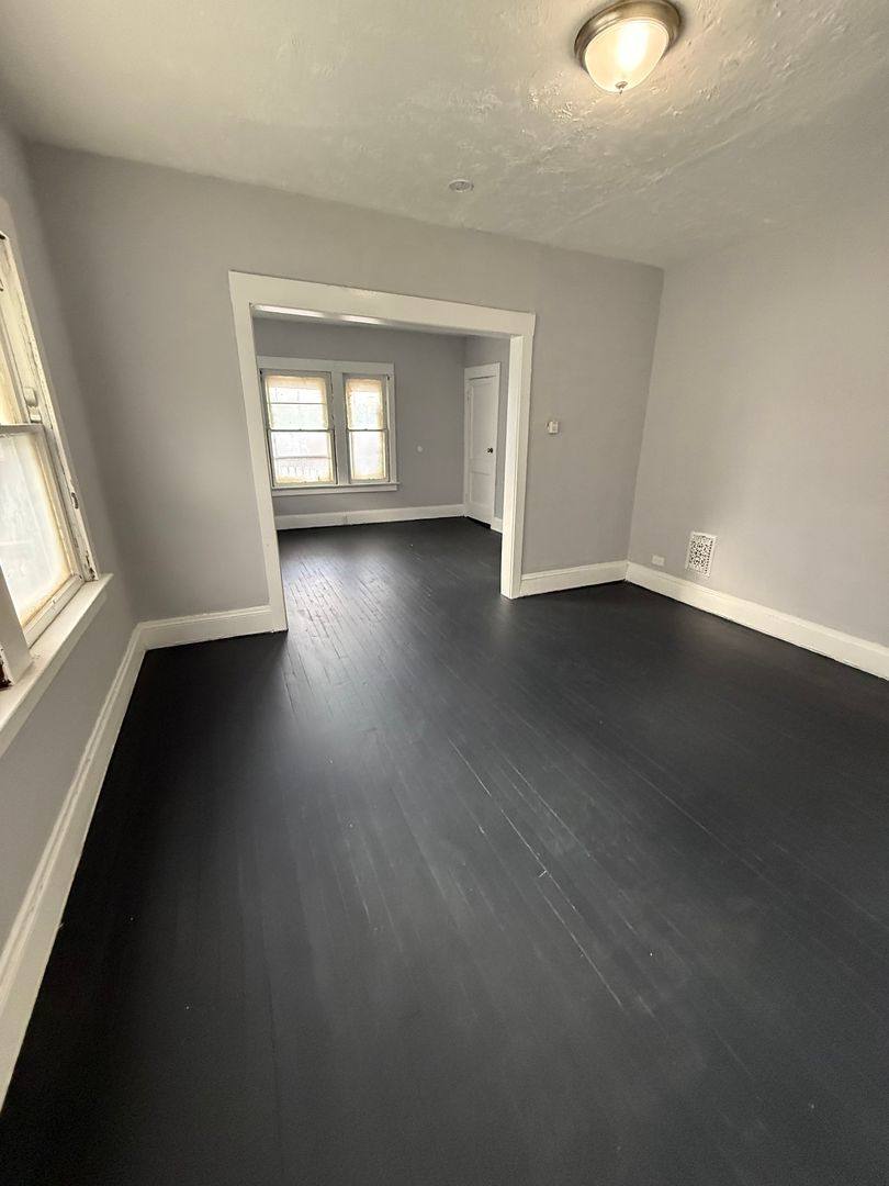 Apartment for rent at 1417 E, Cleveland, OH 44110
